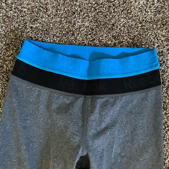 Grey Reebok leggings - Picture 2 of 3